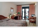 Klassisches Zimmer mit Terrase