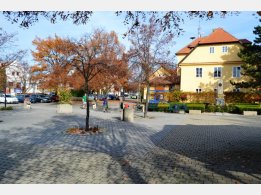 Průhonice - Platz