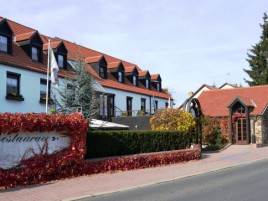 Hotel Parkhotel Pruhonice - Herbst